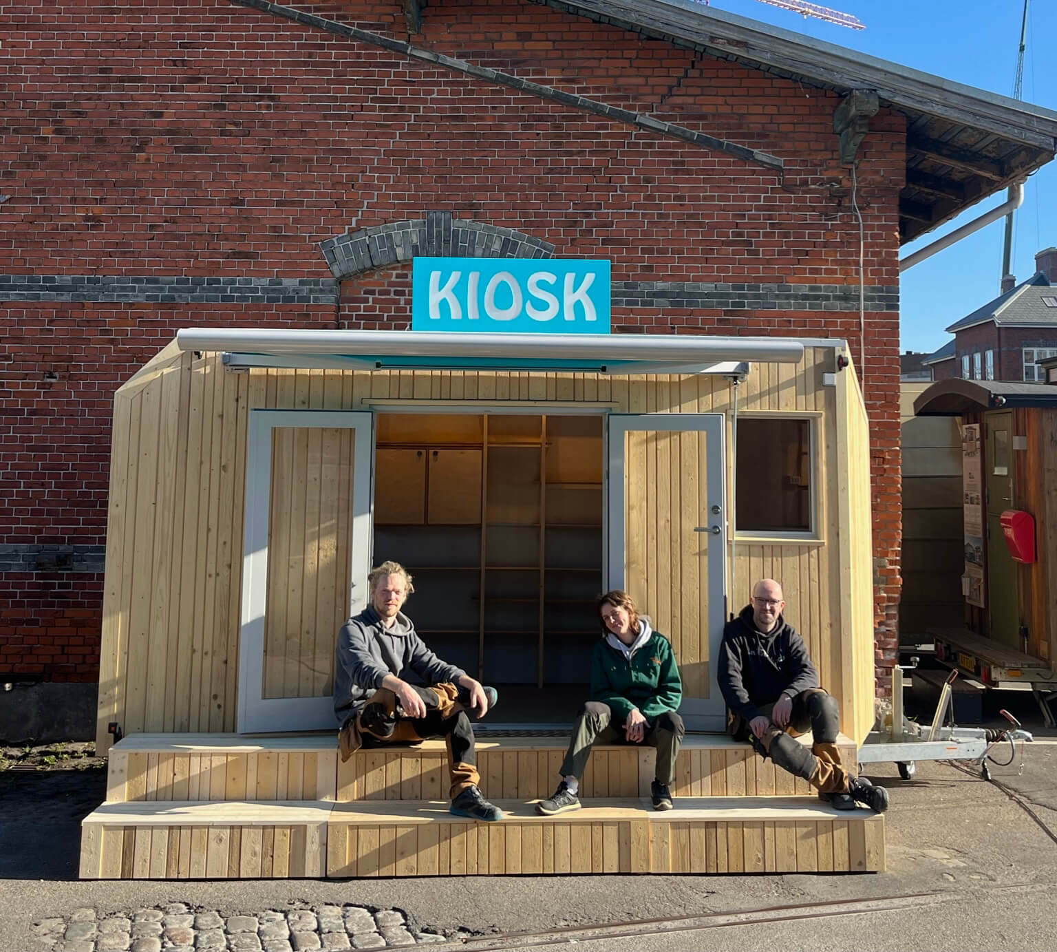 DA66C948 A2F3 4281 8059 C11635FBFFE8 2